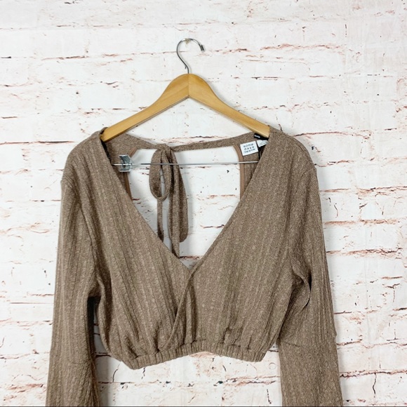 Some Days Lovin Latte Open Back Top Size Small - Picture 6 of 10